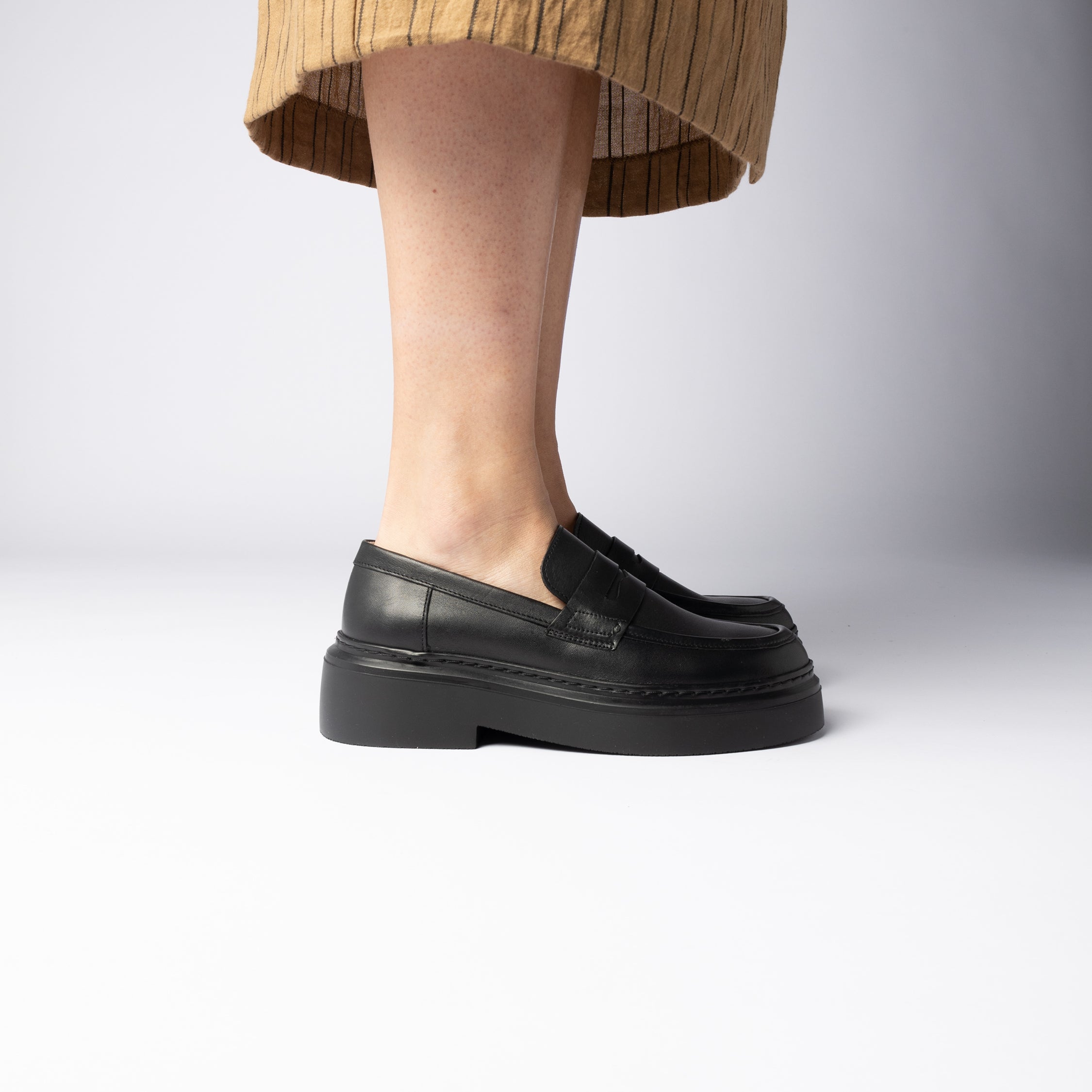 June loafers - Black Leather